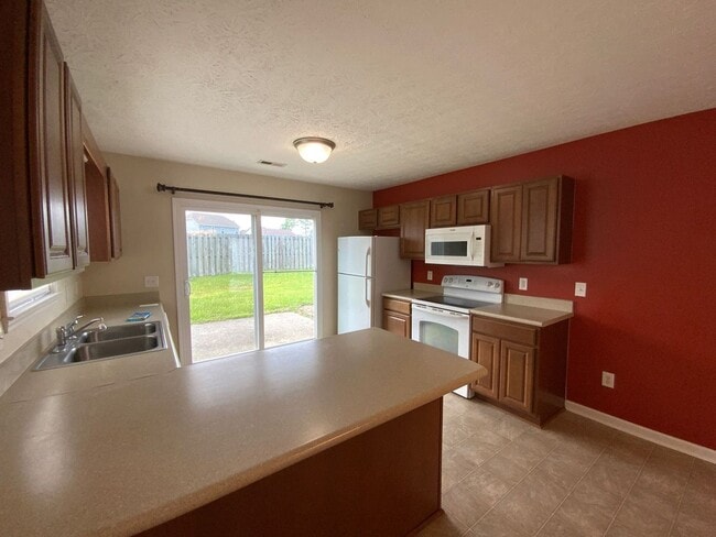 Photo - Beautiful 3 bedroom, 2 bath unfurnished home in Neighborhoods of Holly Ridge