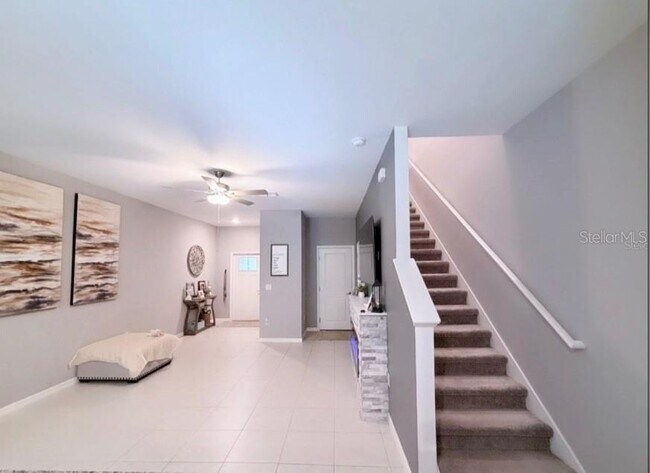 6047 Acara Ln