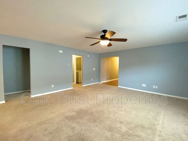 Photo - 410 Vinicio Dr