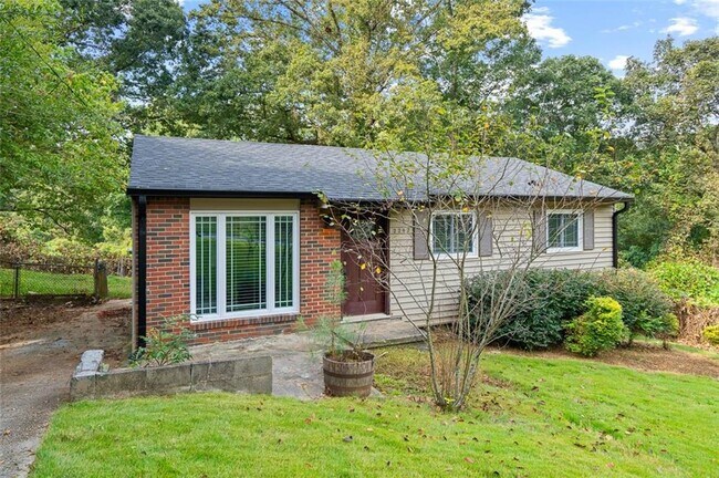 Photo - 2262 Ajax Dr NW