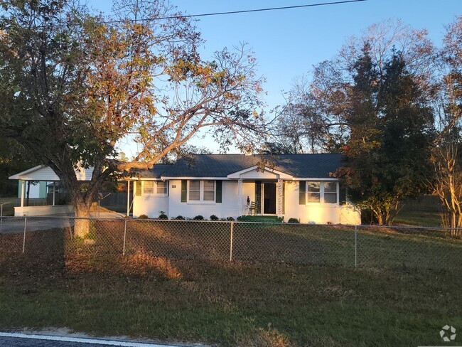 Building Photo - ORANGEBURG Rental