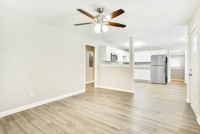 Photo - 320 Mount Zion Rd