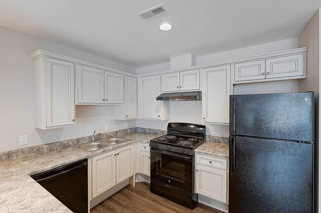 Kitchen - Garden Glen