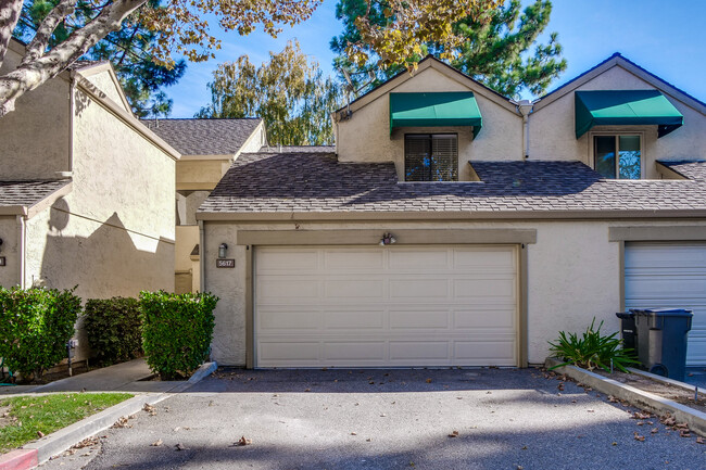 Photo - 5617 Makati Cir Townhome