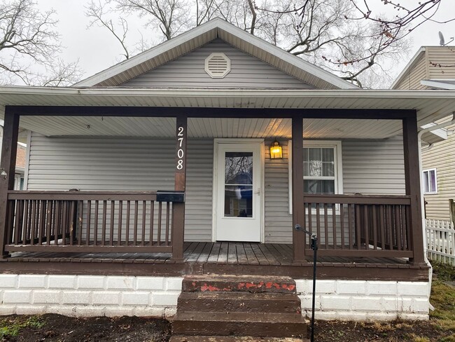 Charming Three Bedroom Home in Muncie, IN - Charming Three Bedroom Home in Muncie, IN