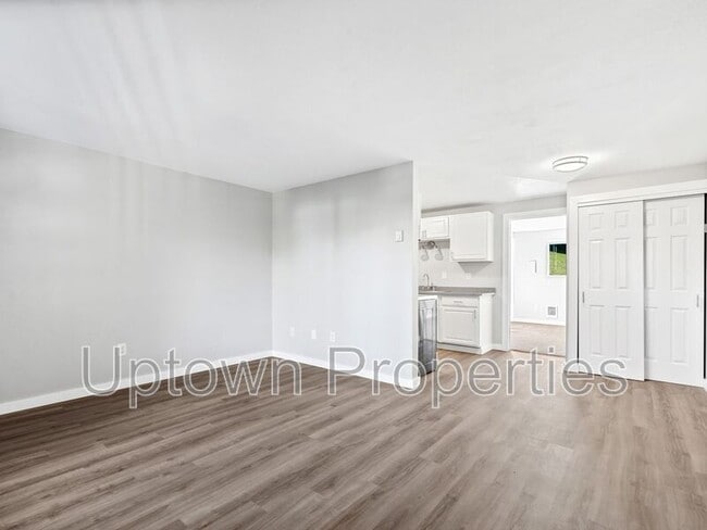 Photo - 6814 N Richmond Ave