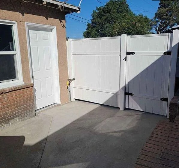 Photo - 3126 Los Olivos Ln
