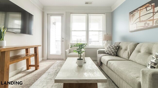 Photo - 1494 N High St Unit 529