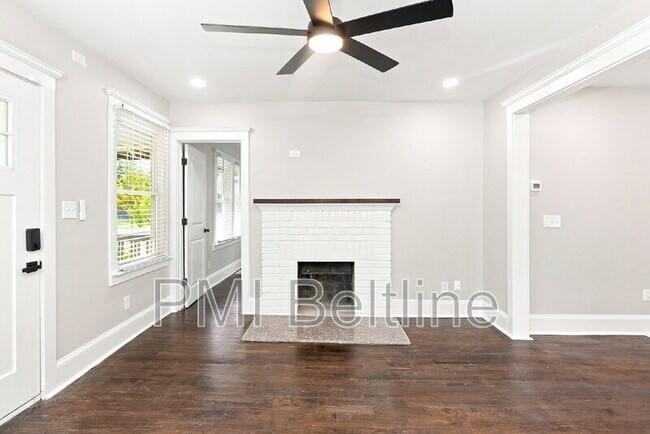 Photo - 1164 Sells Ave SW