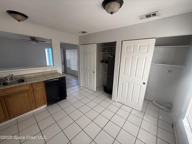 Photo - 1527 Schoolhouse St Unit A1