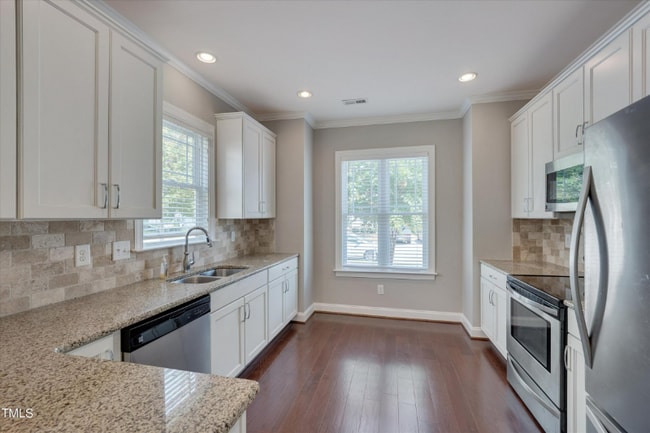 Photo - 300 Mariah Towns Way