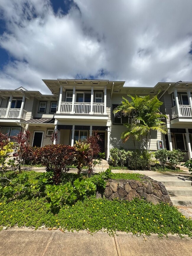 Building Photo - Stunning 3-Bedroom/2.5-Bath - $4000.00 Lo... Rental
