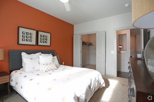2BR, 2BA - B1