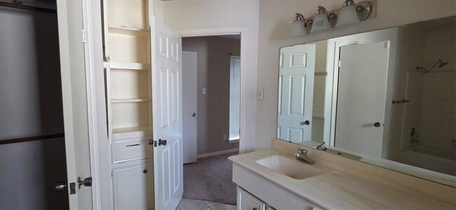 Photo - 1910 Quail Valley E Dr