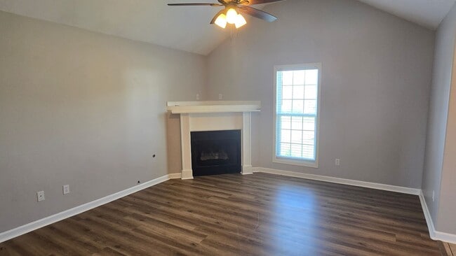Photo - 18 Long Meadow Dr