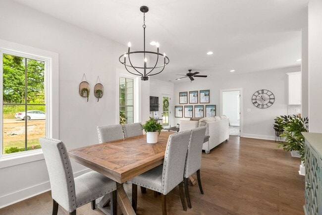 Photo - Designer Home near Auburn University's Campus!