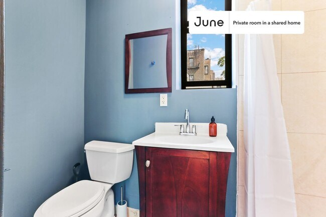 Photo - Room in Shared 4 bed/3 bath home Unit A