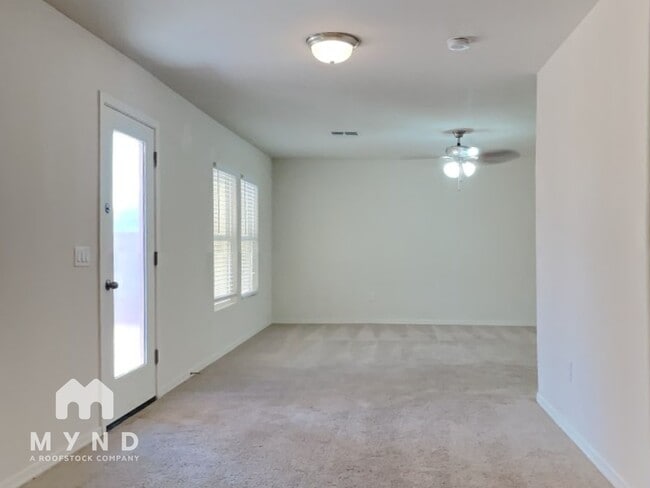 Photo - 1669 E Prickly Pear Pl