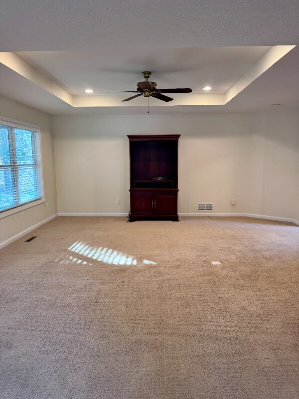 Photo - 406 Valley Greens Rd