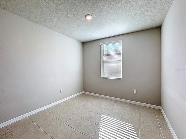 Photo - 5251 Meredrew Ln