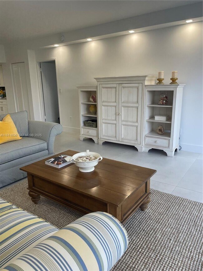 Photo - 10275 Collins Ave Unit 208