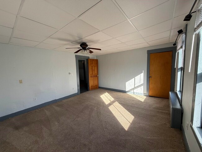 Photo - 44 Messer St