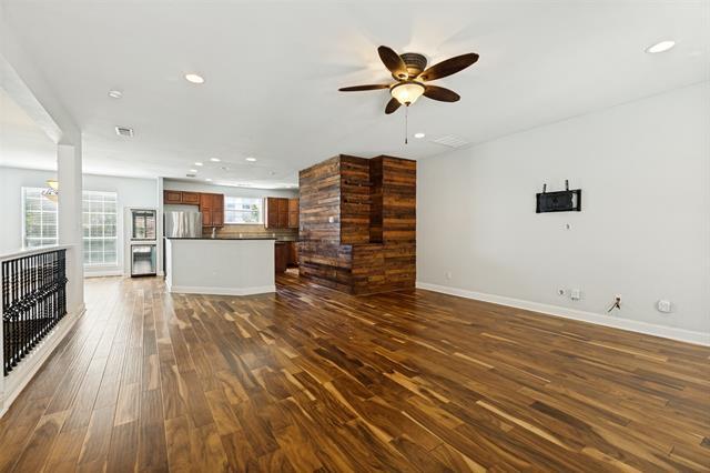 4002 Brownstone Ct