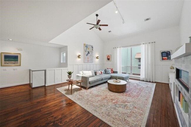 Photo - 6140 Grand Blvd