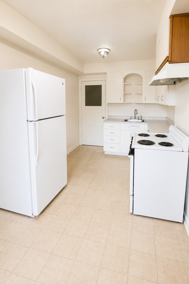 Photo - ***Coming Soon April 30, 2026***Rare Gonzaga-area 1-bed with yard, garage, and bonus space.