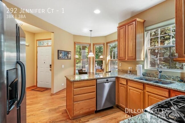 Photo - 292 Jennifer Ct Townhome