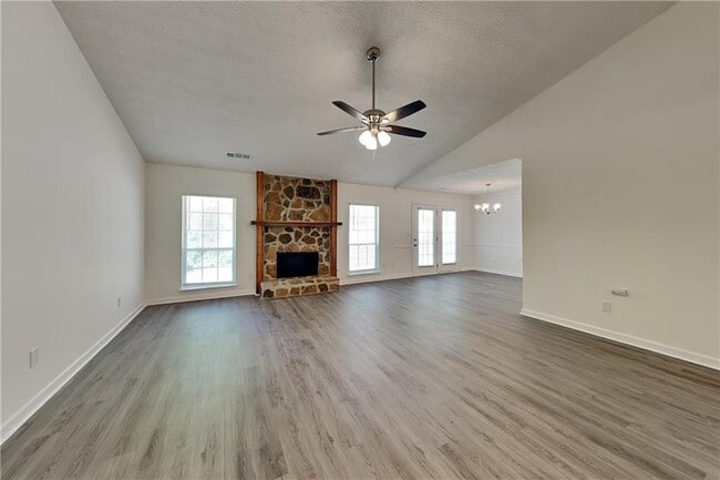 Photo - 5784 Shoal Creek Dr