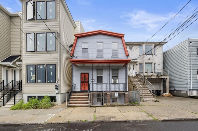 Building Photo - 73 Terrace Ave Rental