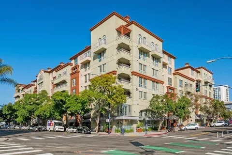 Building Photo - 1501 Front St Rental