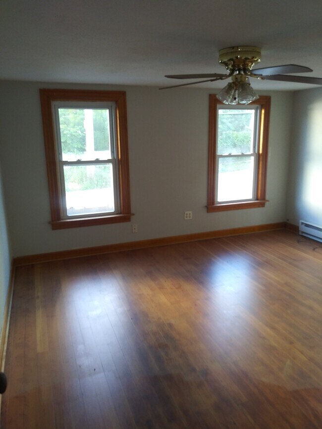 Photo - 208 Connors St Unidad 1