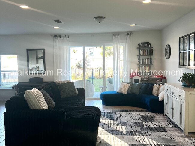 Photo - 377 Brookgreen Wy