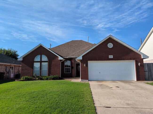 4812 Montclair Dr