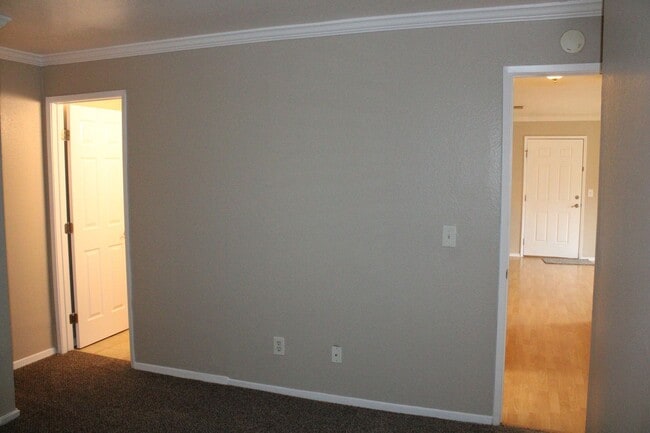 Photo - Updated, Upstairs 2 Bedroom, 2 Bathroom Co... Condo