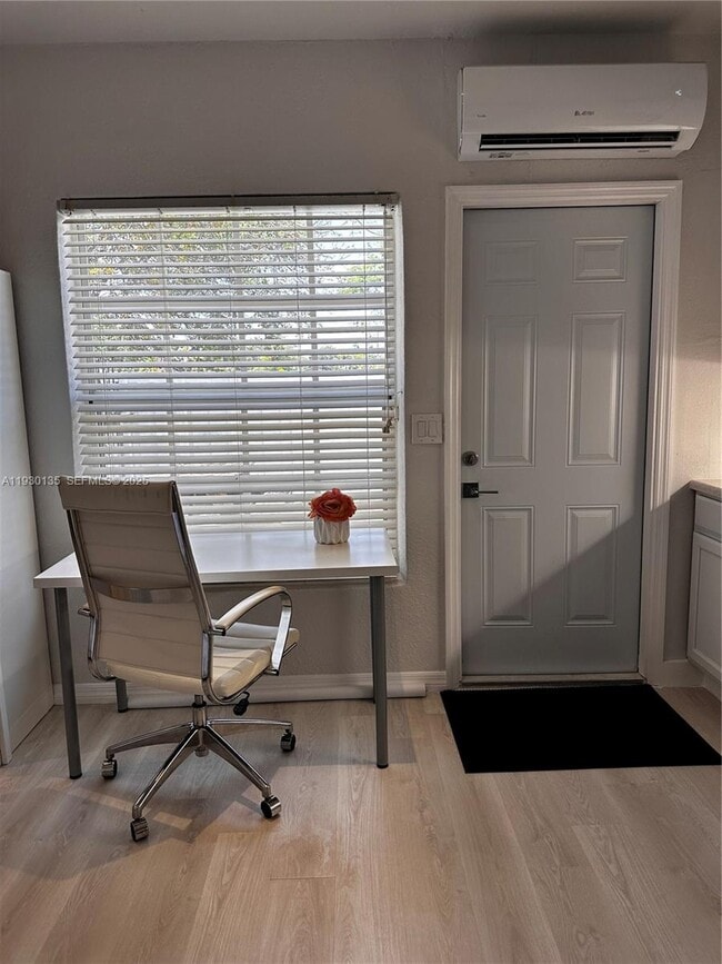 Photo - 1723 Shenandoah St