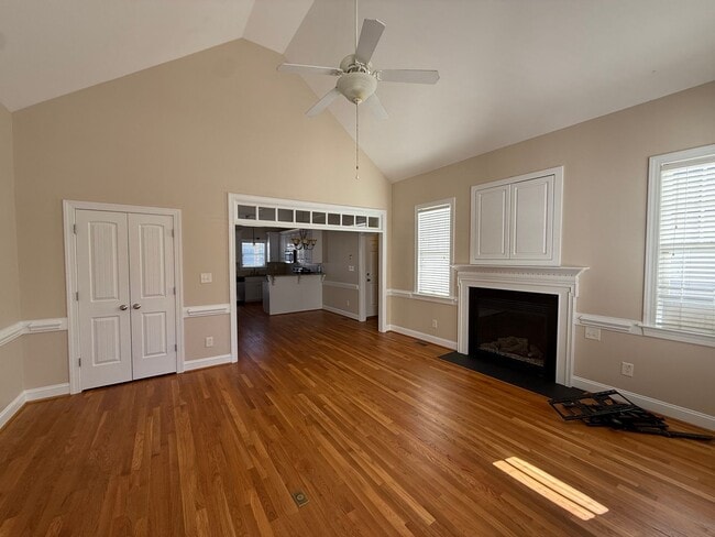 Photo - 2806 Canal Dr NW