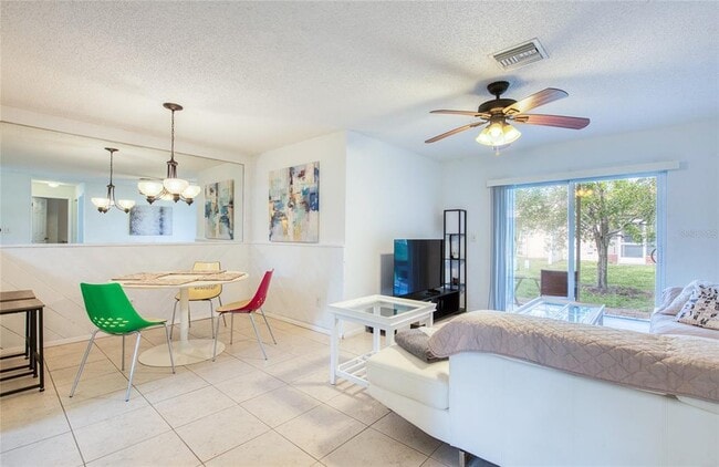 Photo - 9987 87th St N