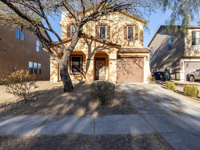 Building Photo - 3 Bedroom 2.5 Bath