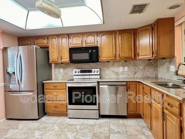 Photo - 2231 Lark Cir E Unidad APT C.