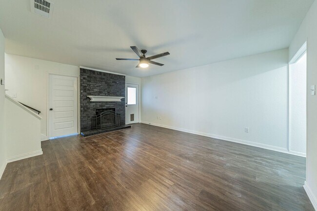 Photo - Sable Ln Duplex Unit 7705 Sable Ln