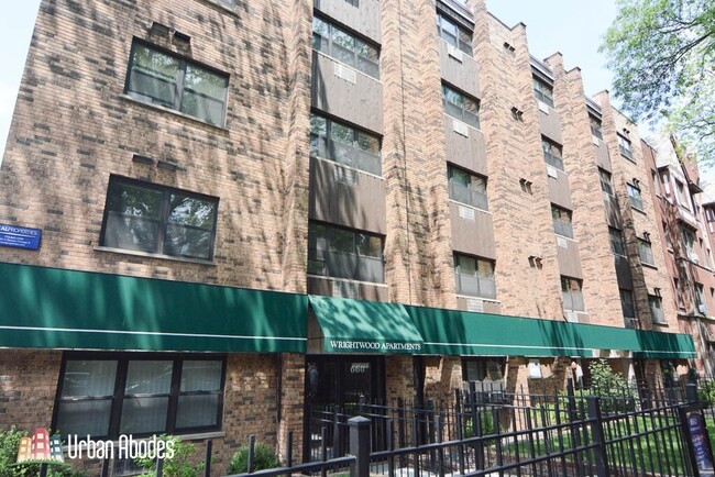 Photo - 659 W Wrightwood Ave Apartments Unit M00B