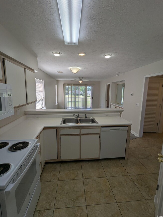 Photo - 627 Waterway Village Blvd