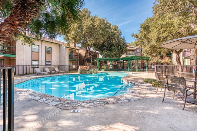 Woodland Apts San Antonio