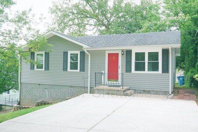 Photo - 1024 Garnett Ave