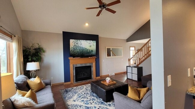 Photo - 5891 Holscher Rd