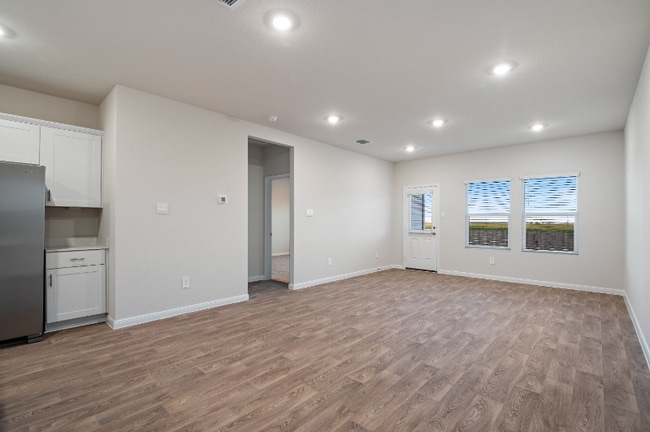 Photo - 240 New Albany Ln