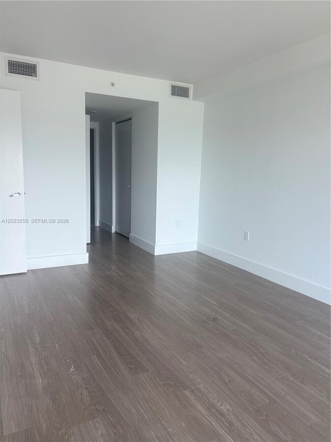 Photo - 1025-1092 92nd St Unit 502